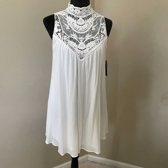 NEW Lulus Mini Dress Lined White Lace Dress Size Small Open Back Sleeveless - Picture 1 of 15